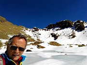 73 Laghetto di Pietra Quadra in lento disgelo (selfie) 